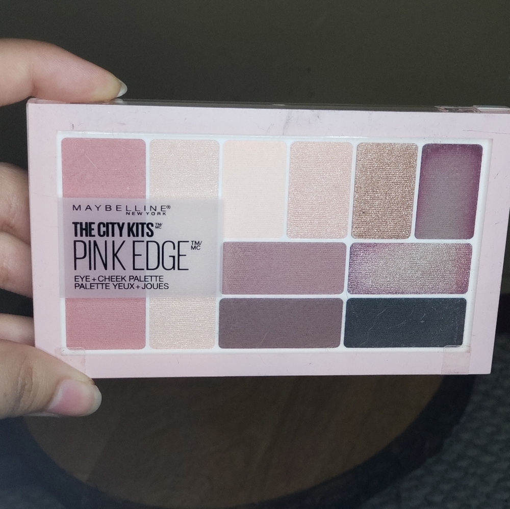 Maybelline eye+cheek palette
